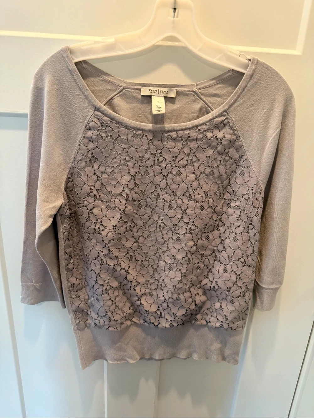 White House Black Market Gray Floral Lace Front Sweater Top Small